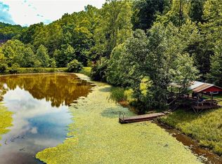 731 Fall Run Rd, Walker, WV 26180