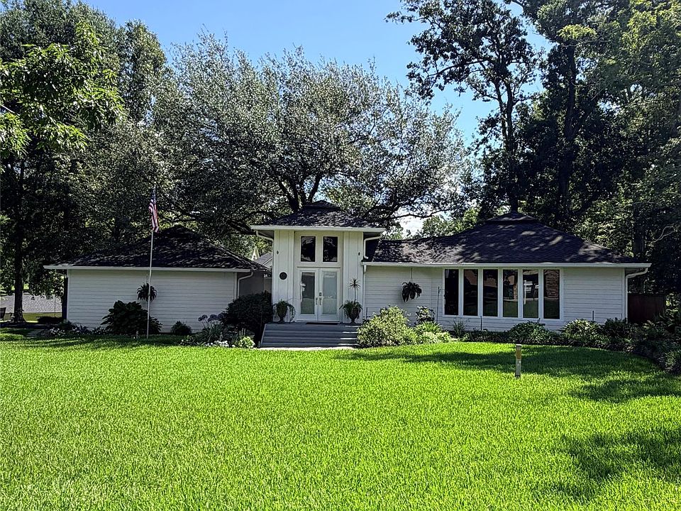 1st image of 458 Mallard Point