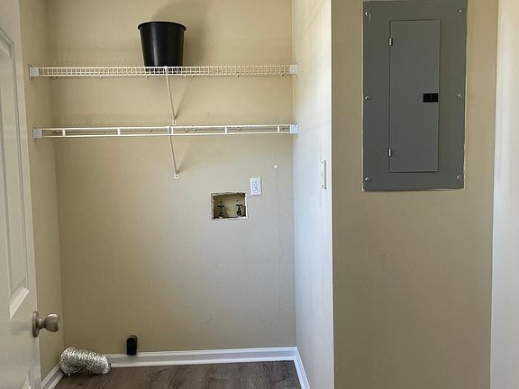 Large Laundry room off kitchen