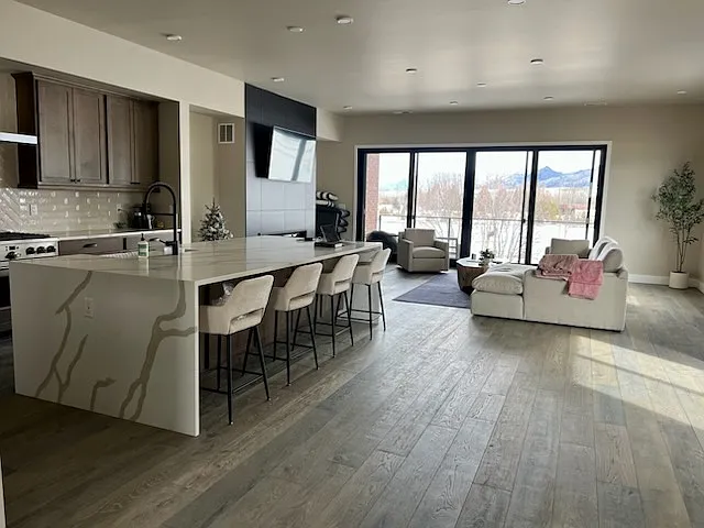 235 Bridger Vale Dr — Photo 5