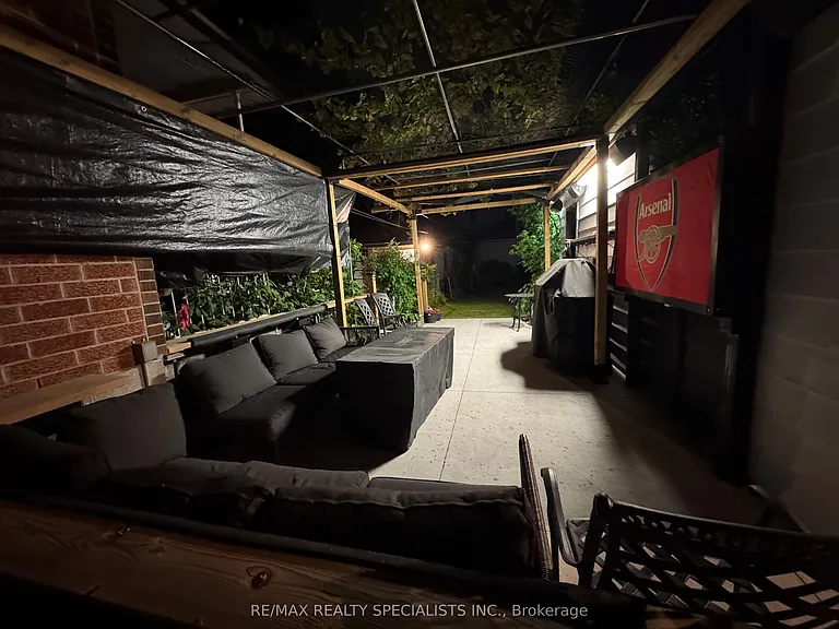 1035 Briar Hill Ave #MAIN 2ND — Photo 34