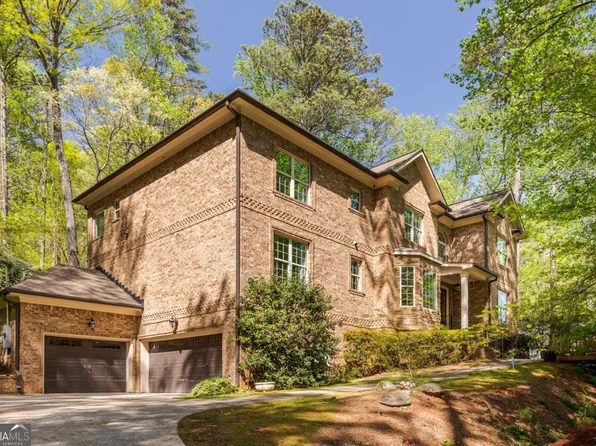 930 Riverside Rd, Roswell, GA 30075
