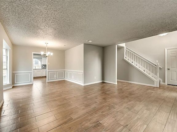 2nd image of 7501 Mesa Verde Trl