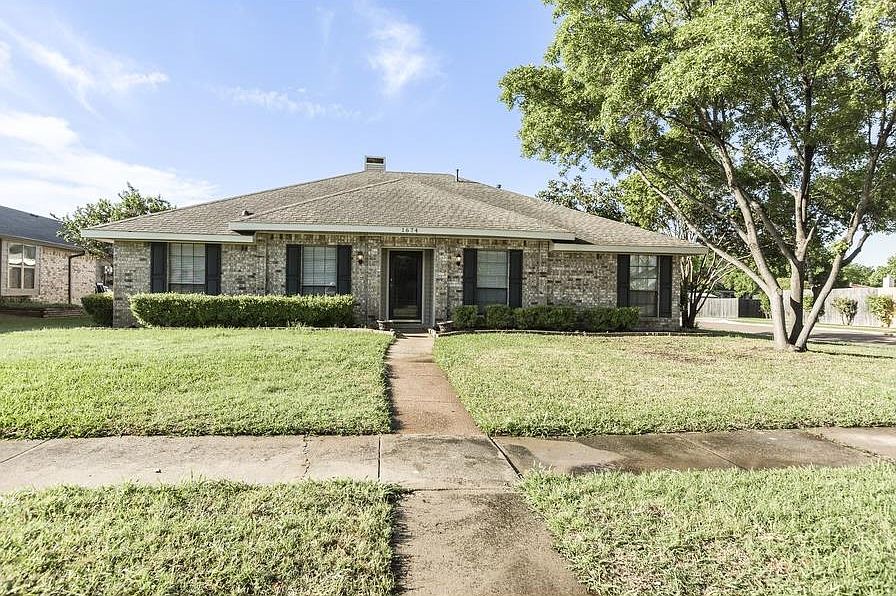1st image of 1674 Glencairn Ln
