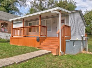48 Clover Ave NE, Roanoke, VA 24012
