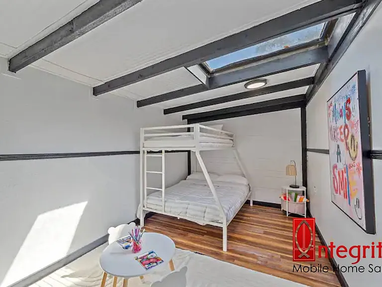 1300 N River Rd #R-63 — Photo 16