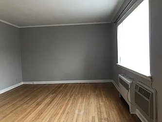 Rented by Zikos Realty Services