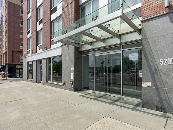 4th image of 525 Queens Blvd #9-H