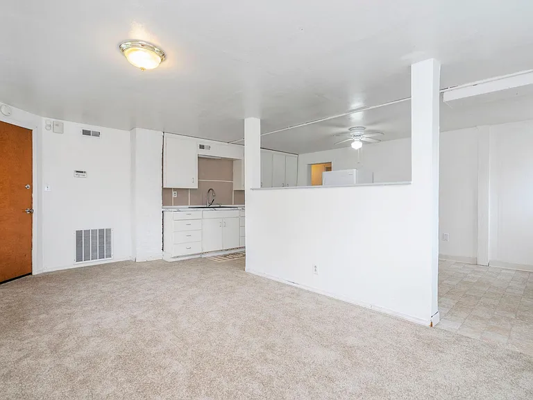 1820B 2nd St — Photo 5
