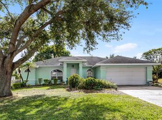 926 Oxford Way, Lake Wales, FL 33853