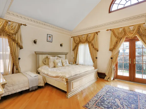 184-46 Aberdeen Road image 37 of 43