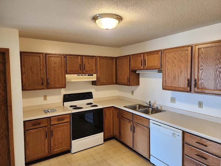 2305 Martin St #5 — Photo 10