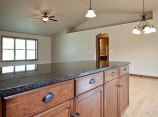 2045 Fescue Way, Green Bay, WI 54313