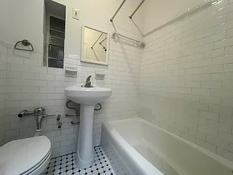 Rented by Nolita Group