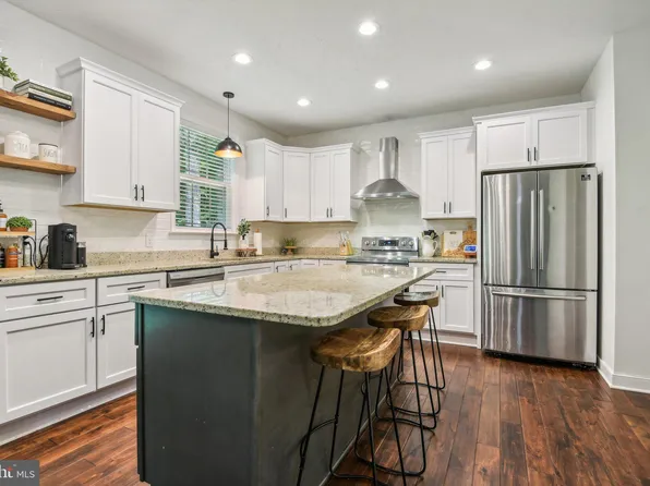 8187 Reagan Dr, King George, VA 22485