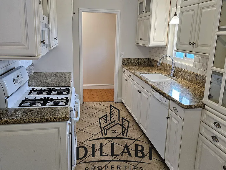 27350 Denoya Dr — Photo 5