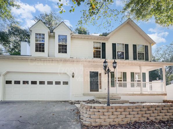16 Twin Lake Ct