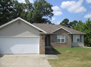 145 Lillian Ln, Hollister, MO 65672