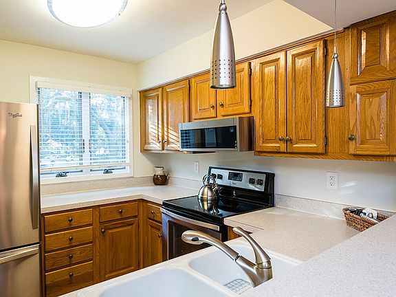 5th image of 4370 Sea Forest Dr
