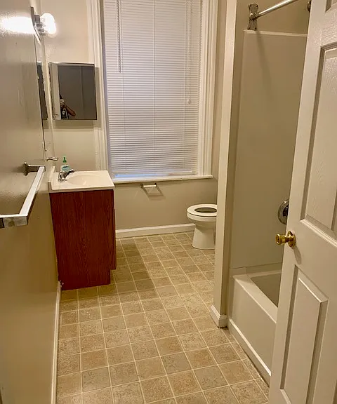 221 Buckingham Pl — Photo 23