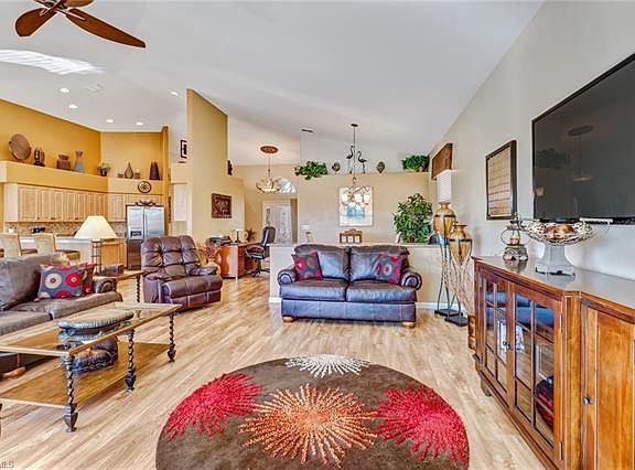 3rd image of 2249 Heritage Greens Dr