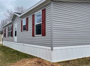 805 Ernest St, Auburn, IN 46706