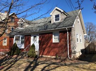 71 Fairview Ave, Chicopee, MA 01013