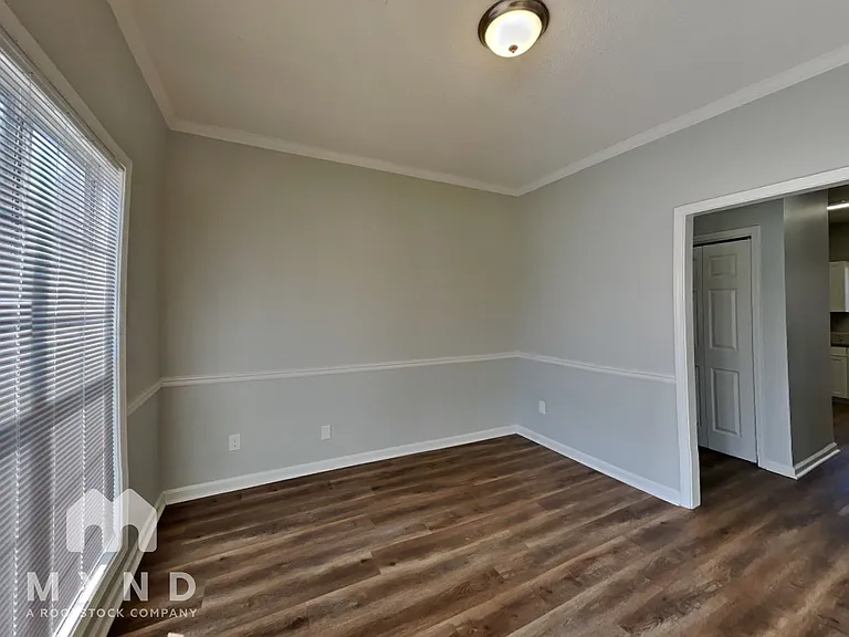 6473 Wellesley Dr — Photo 9