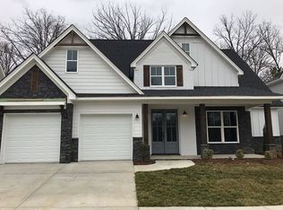 8659 Masons Gate Ln, Chattanooga, TN 37421