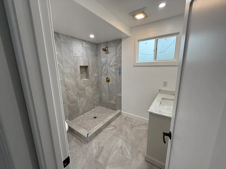 1225 W Bouleva Rd #3/4 — Photo 4