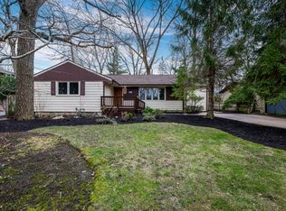 307 E Blodgett Ave, Lake Bluff, IL
