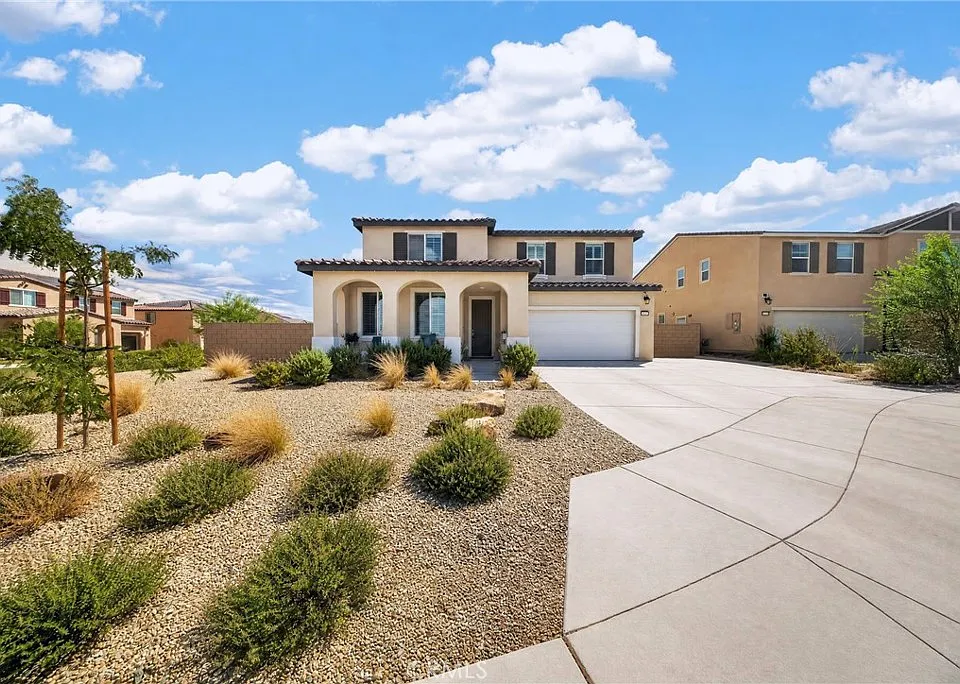 13567 Algodones Ct