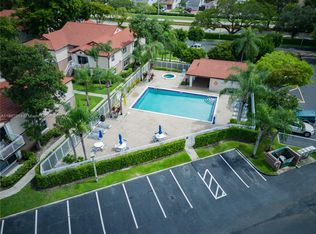 11266 SW 12th St APT 104, Hollywood, FL 33025