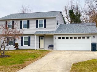 2189 Fawn Ct, Waldorf, MD