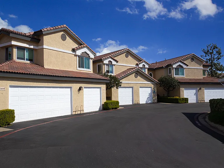 Country Club Villas and Terrace — Photo 17