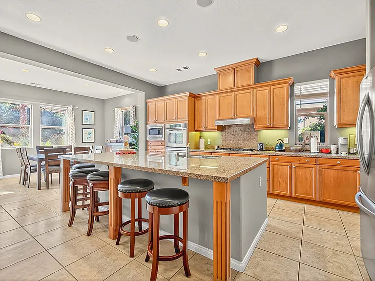 35831 Raphael Dr — Photo 7