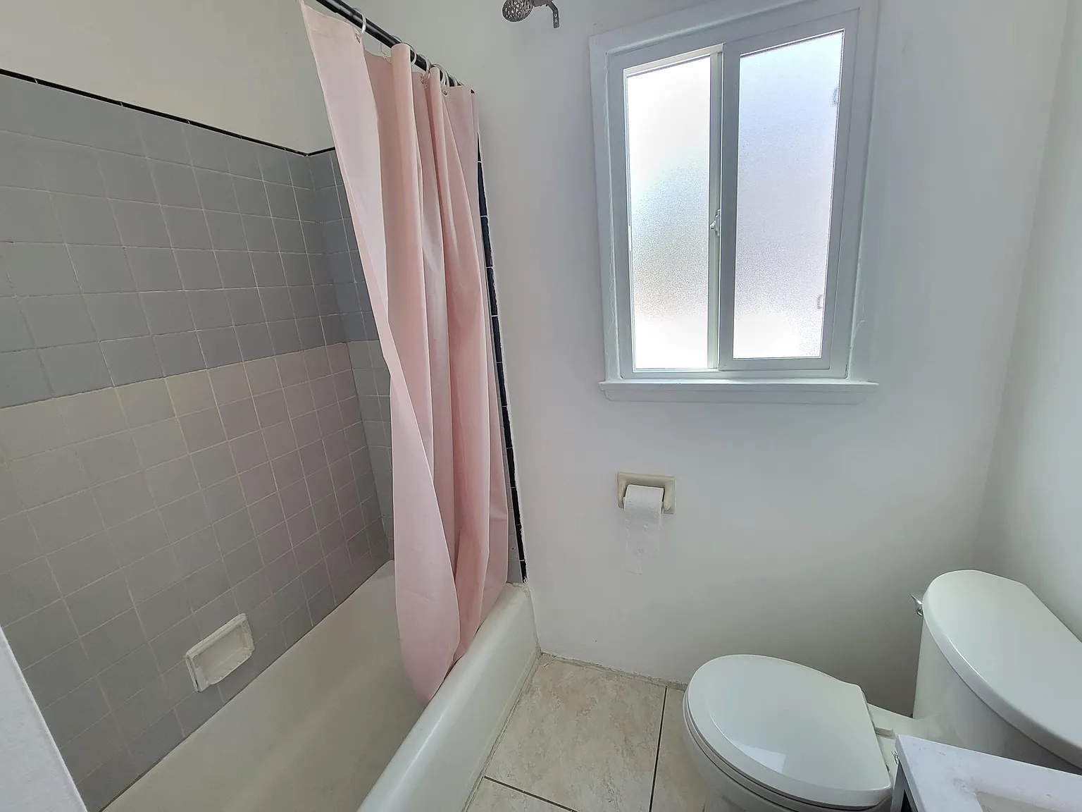 1 bed, 480 sqft, $1,990 — Photo 4