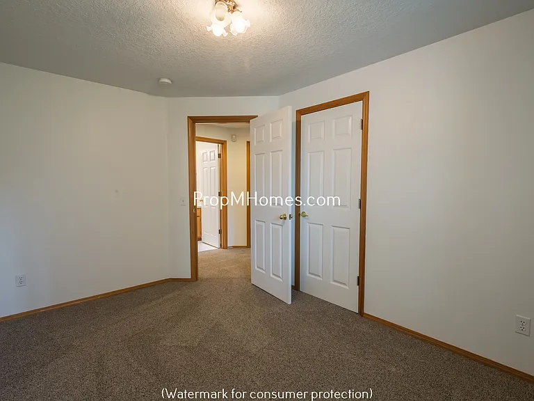 20765 SW Eggert Way — Photo 15