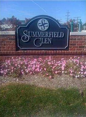 2nd image of 843 E Summerfield Gln