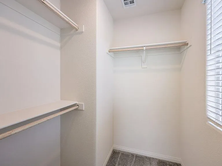 2666 Champagne Gold Ave — Photo 12