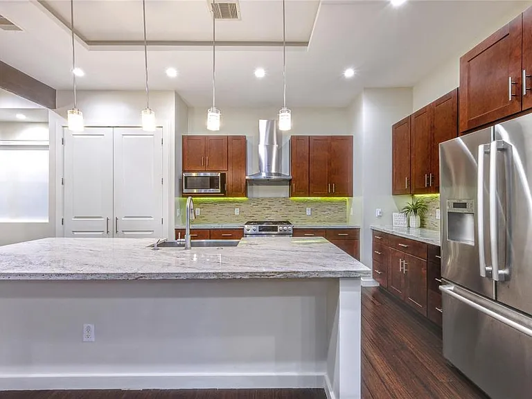 605 Jewett St — Photo 11
