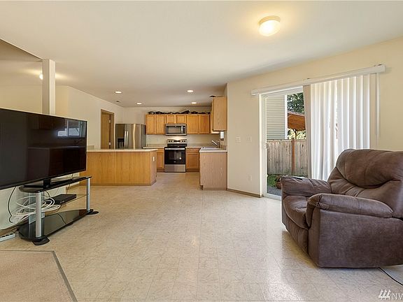 5th image of 19606 99th Street Ct E