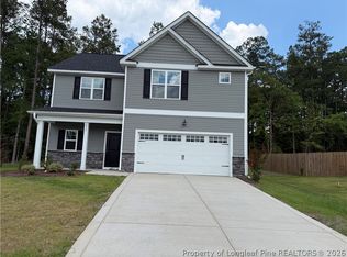475 Crichton Ct, Fayetteville, NC 28311