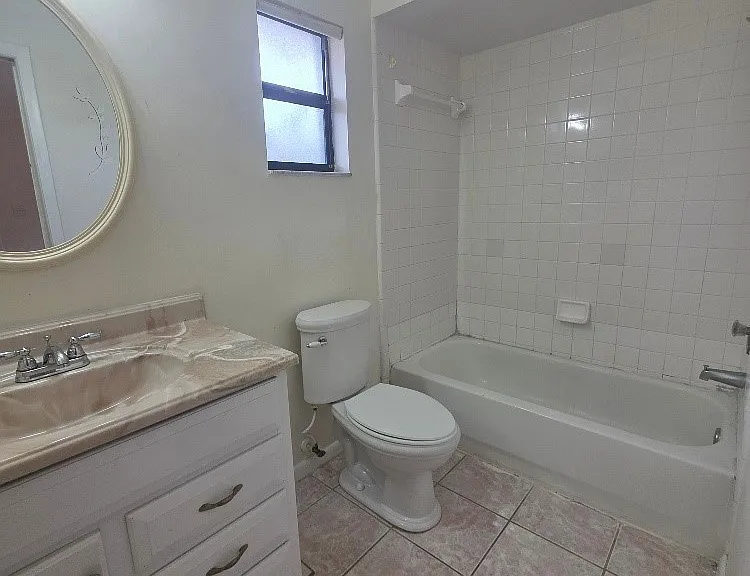 202 Eaglesmere Dr — Photo 7