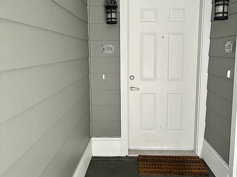 2101 N 55th St #106 — Photo 16