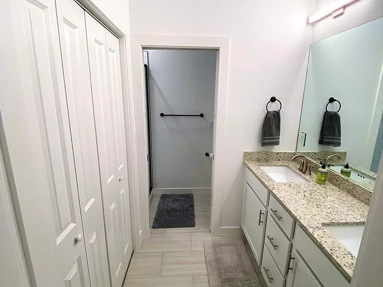 117 N School Ave #4 — Photo 14