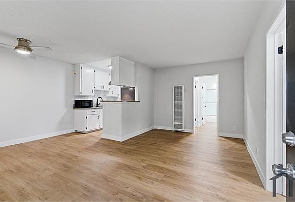 3rd image of 12710 Matteson Ave APT 1