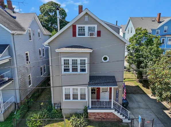 131 Foster St, Fall River, MA 02721