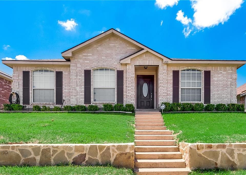 1st image of 1021 Christa Dr