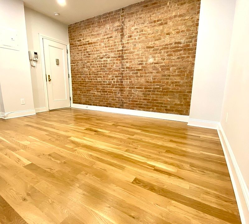 2nd image of 504 E 79th St APT 4